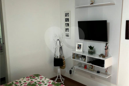 Apartamento à venda com 3 quartos, sendo 1 suíte,  em Vila Andrade, São Paulo, SP