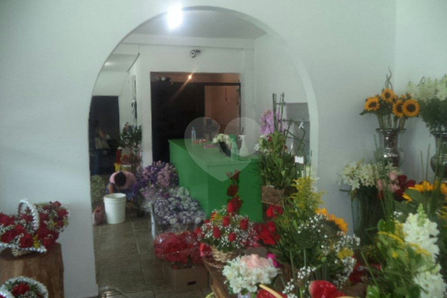 Sobrado para alugar com 1 quarto em Pari, São Paulo, SP