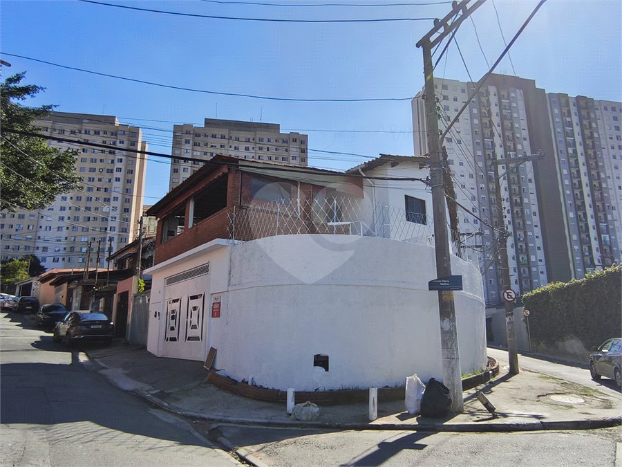 Sobrado à venda com 3 quartos, sendo 1 suíte, em Cupecê, São Paulo, SP