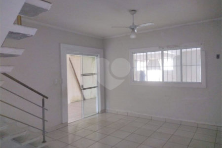 Casa à venda com 5 quartos, sendo 1 suíte, em Jardim Márcia, Suzano, SP