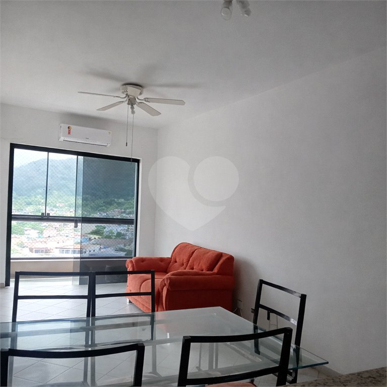 Apartamento à venda com 3 quartos, sendo 1 suíte,  em Enseada, Guarujá, SP