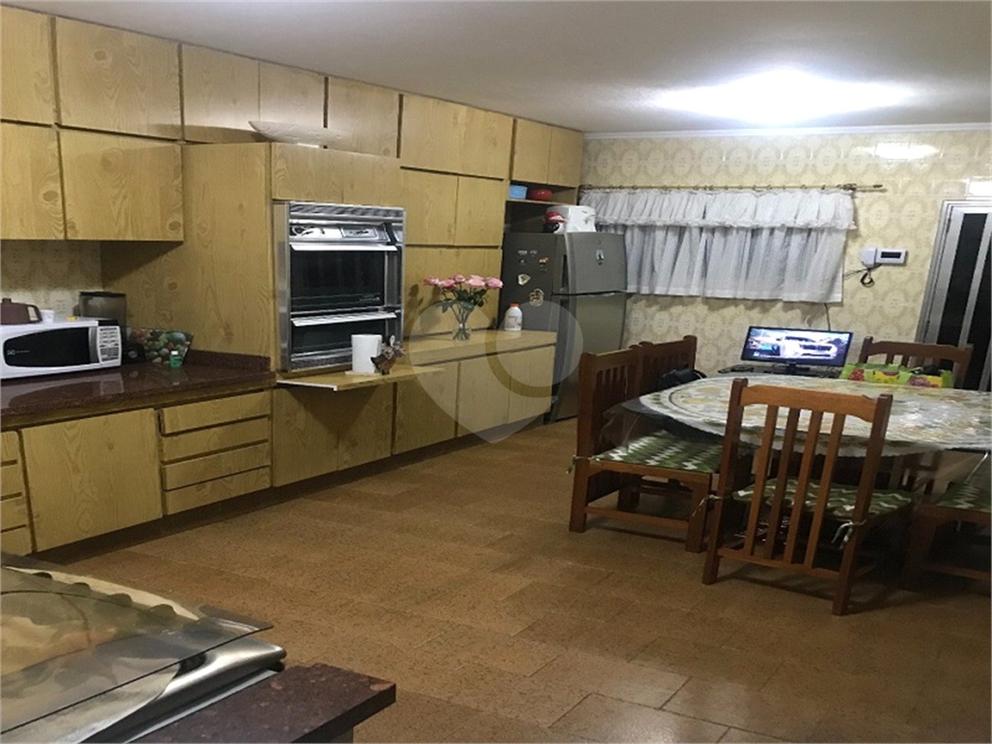 Sobrado à venda com 4 quartos, sendo 1 suíte, em Vila Gustavo, São Paulo, SP