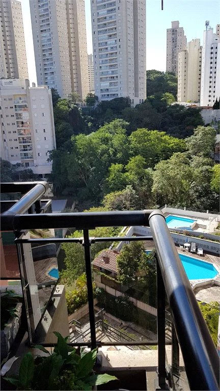 Apartamento à venda com 3 quartos, sendo 2 suítes,  em Vila Suzana, São Paulo, SP