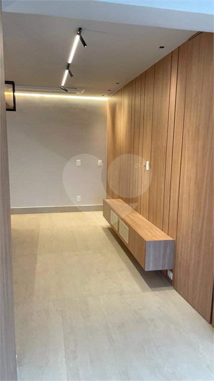 Apartamento à venda ou para alugar com 2 suítes em Pinheiros, São Paulo, SP