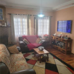Casa à venda com 4 quartos, sendo 1 suíte, no condomínio Parque Suiça, Caieiras - SP
