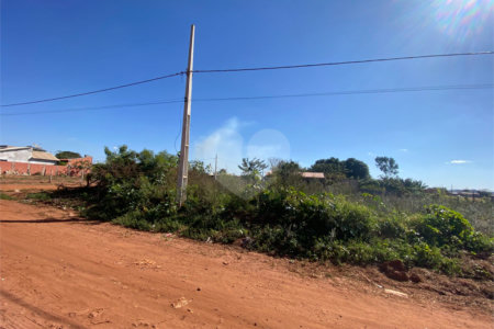 Terreno à venda no condomínio Terreno na Rua Realeza,500, Ponta Porã - MS