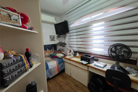 Casa à venda com 3 quartos, sendo 1 suíte, em Água Fria, São Paulo, SP