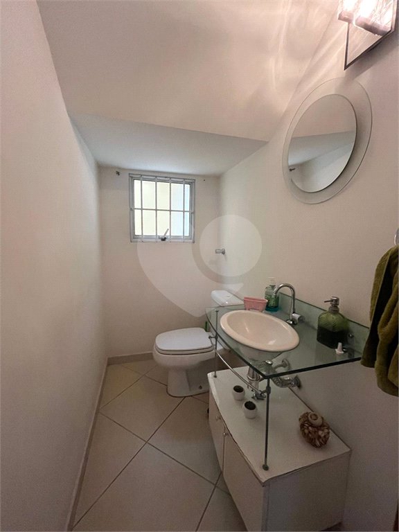 Sobrado à venda com 4 quartos, sendo 1 suíte,  em Vila Cordeiro, São Paulo, SP