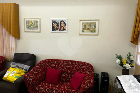 Casa à venda com 3 quartos, sendo 2 suítes,  em Jardim Itália, Itapetininga, SP
