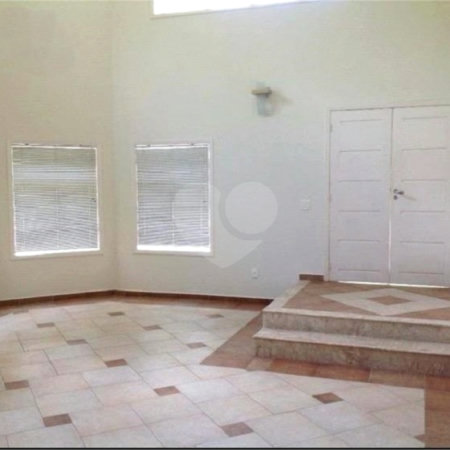 Casa à venda com 4 quartos, sendo 2 suítes, no condomínio Bosque de Grevilea, Vinhedo - SP