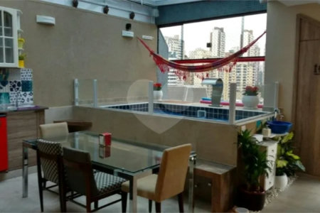 Duplex à venda com 3 quartos, sendo 1 suíte, em Vila Andrade, São Paulo, SP