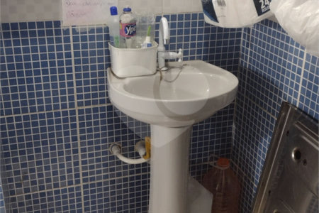Sobrado à venda com 3 quartos, sendo 1 suíte, em Jardim da Mamãe, Guarulhos, SP