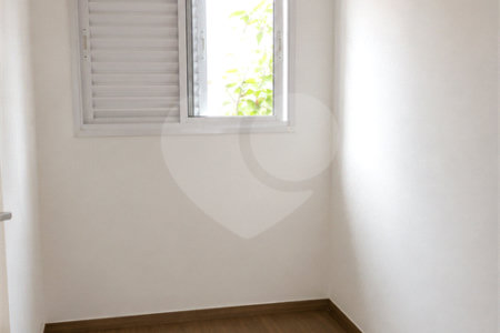 Sobrado à venda com 3 quartos, sendo 1 suíte,  em Vila Linda, Santo André, SP