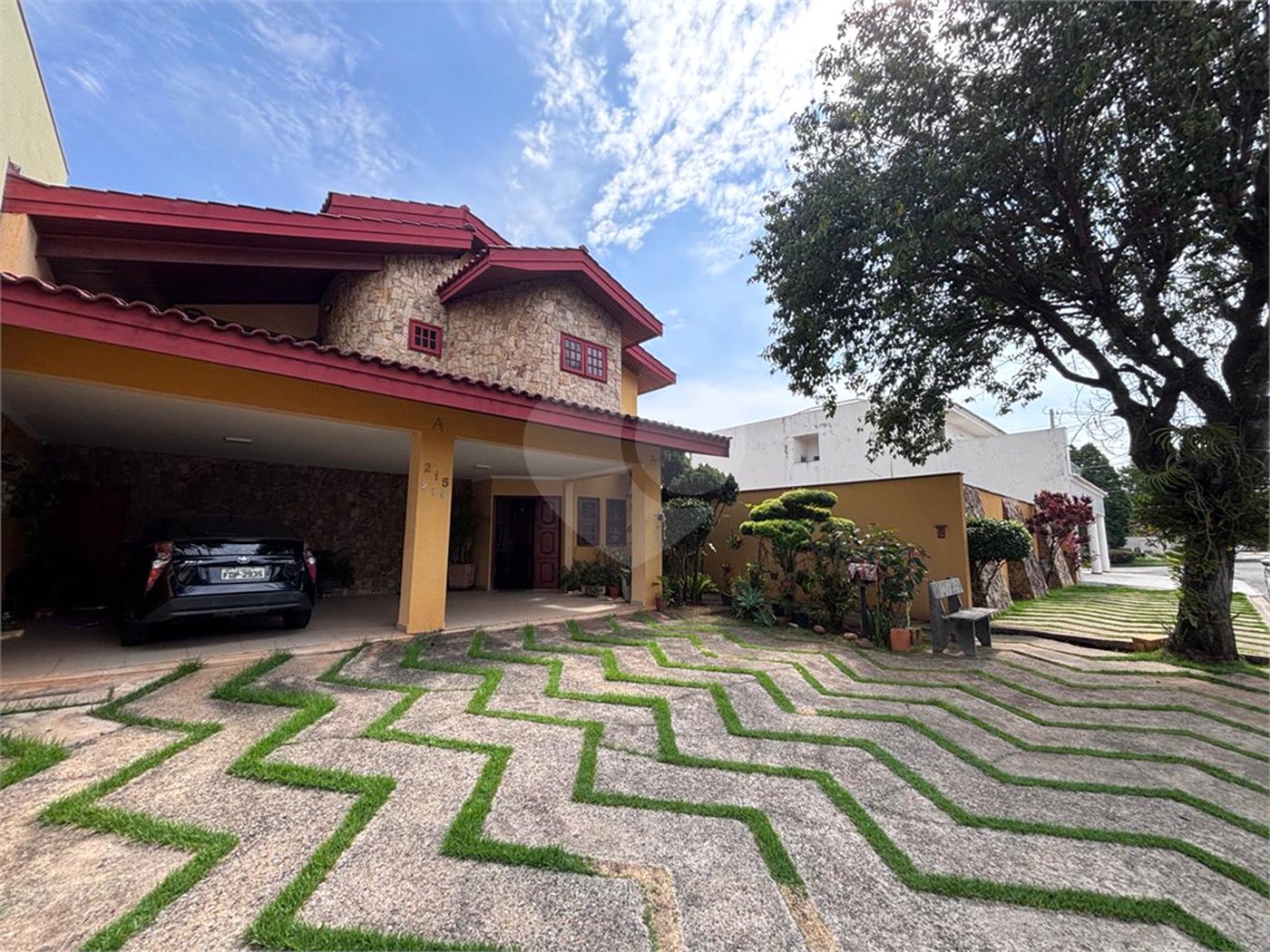 Casa à venda com 4 quartos, sendo 2 suítes,  no condomínio Granja Olga Ii, Sorocaba - SP