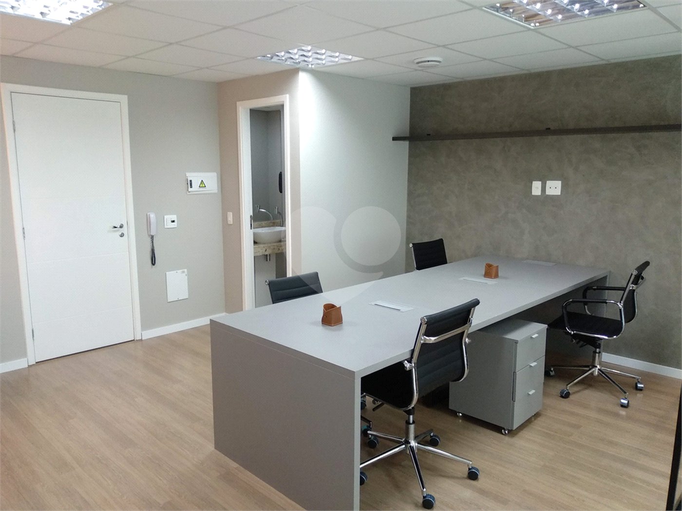 Sala à venda em Alto da Boa Vista, São Paulo, SP