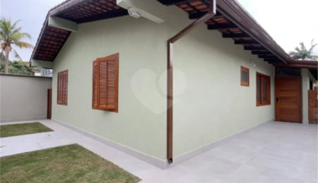 Casa à venda com 4 quartos, sendo 3 suítes,  em Morada da Praia, Bertioga, SP