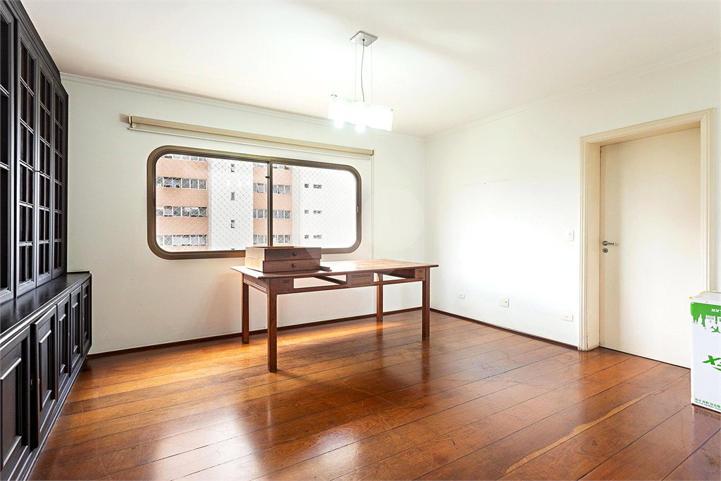 Apartamento à venda com 4 suítes em Campo Belo, São Paulo, SP