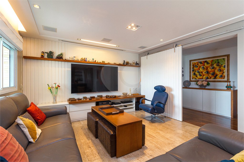 Apartamento à venda com 3 suítes em Saúde, São Paulo, SP
