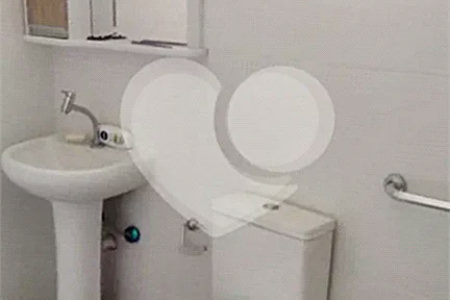 Sobrado à venda com 8 quartos, sendo 5 suítes, em Jardim Franca, São Paulo, SP