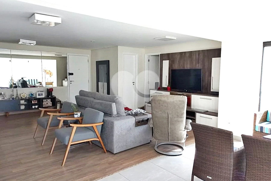 Apartamento à venda com 3 suítes em Santana, São Paulo, SP