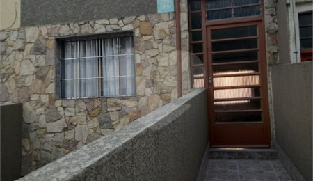 Sobrado à venda com 3 quartos em Jardim Peri, São Paulo, SP