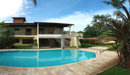 Casa à venda ou para alugar com 5 suítes no condomínio Vilage Zuleika Jabour, Salto - SP