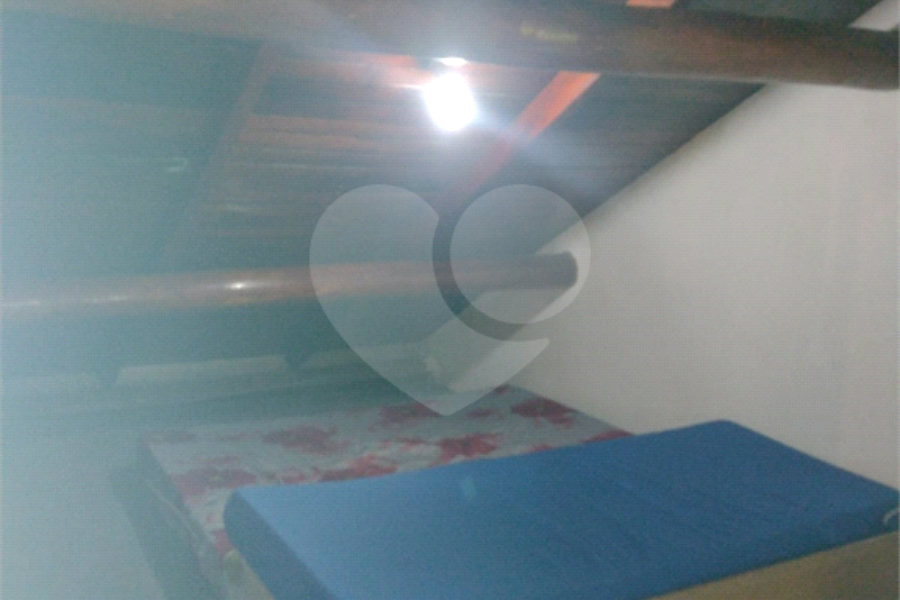 Casa à venda com 4 quartos, sendo 2 suítes,  no condomínio Cinco Lagos, Mairiporã - SP