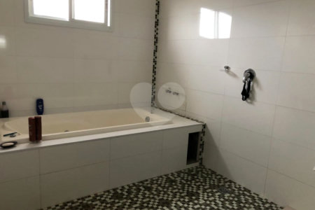 Casa à venda com 3 suítes no condomínio Aldeia da Mata, Votorantim - SP