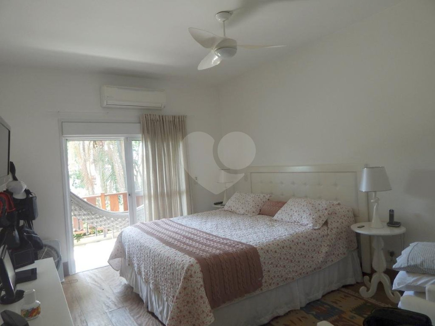 Casa Térrea à venda com 3 suítes em Jardim Prudência, São Paulo, SP