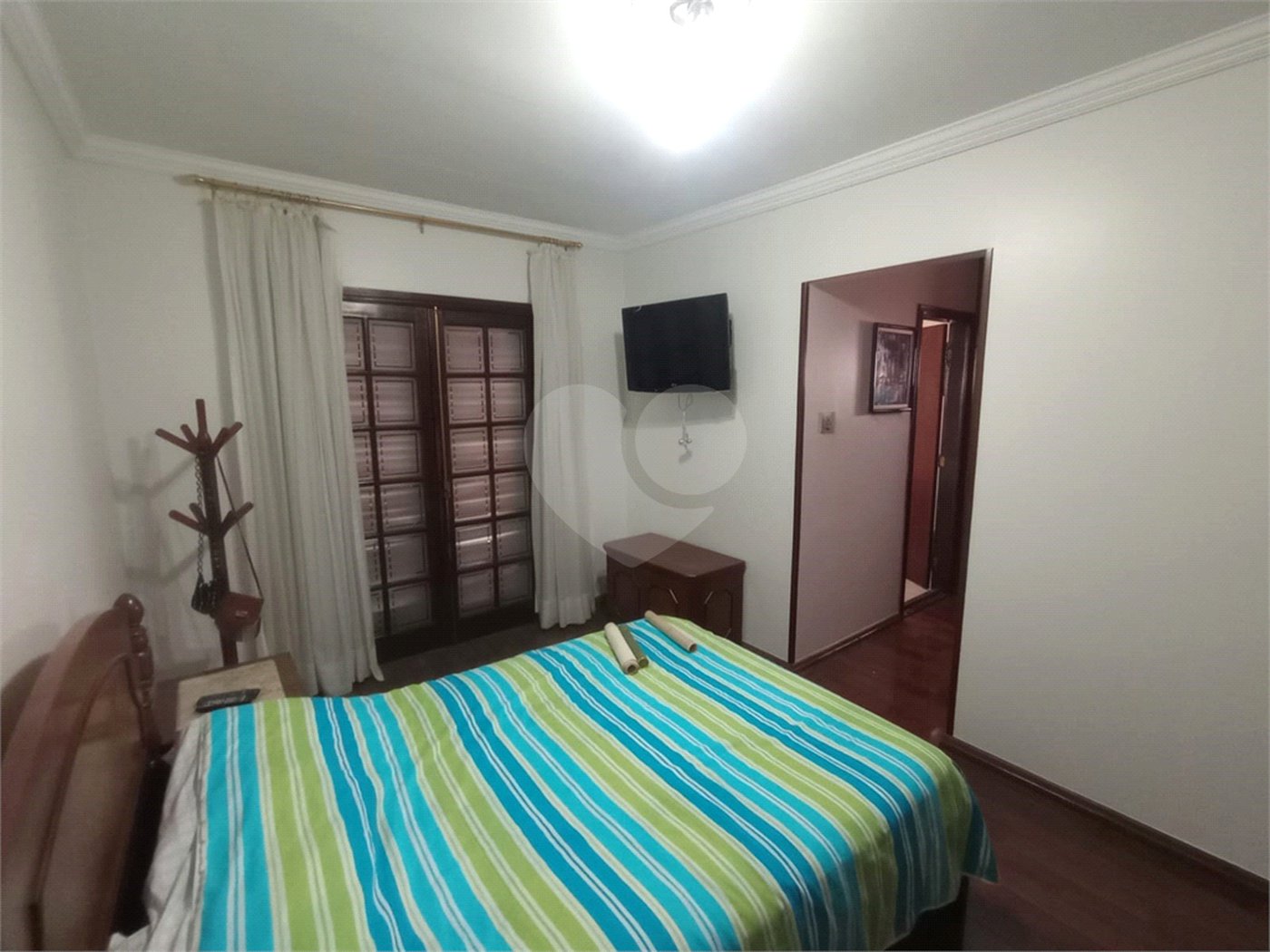 Sobrado à venda com 4 quartos, sendo 1 suíte, em Vila Macedópolis, São Paulo, SP