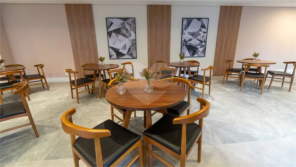 Apartamento à venda com 3 quartos, sendo 1 suíte,  em Planalto Paulista, São Paulo, SP