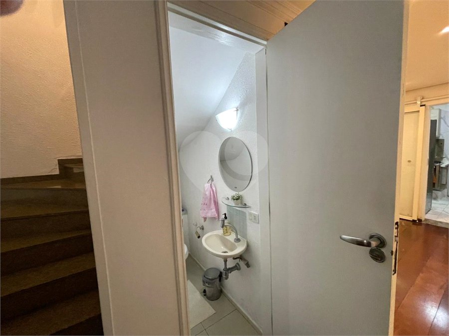 Sobrado à venda com 3 quartos em Quinta da Paineira, São Paulo, SP