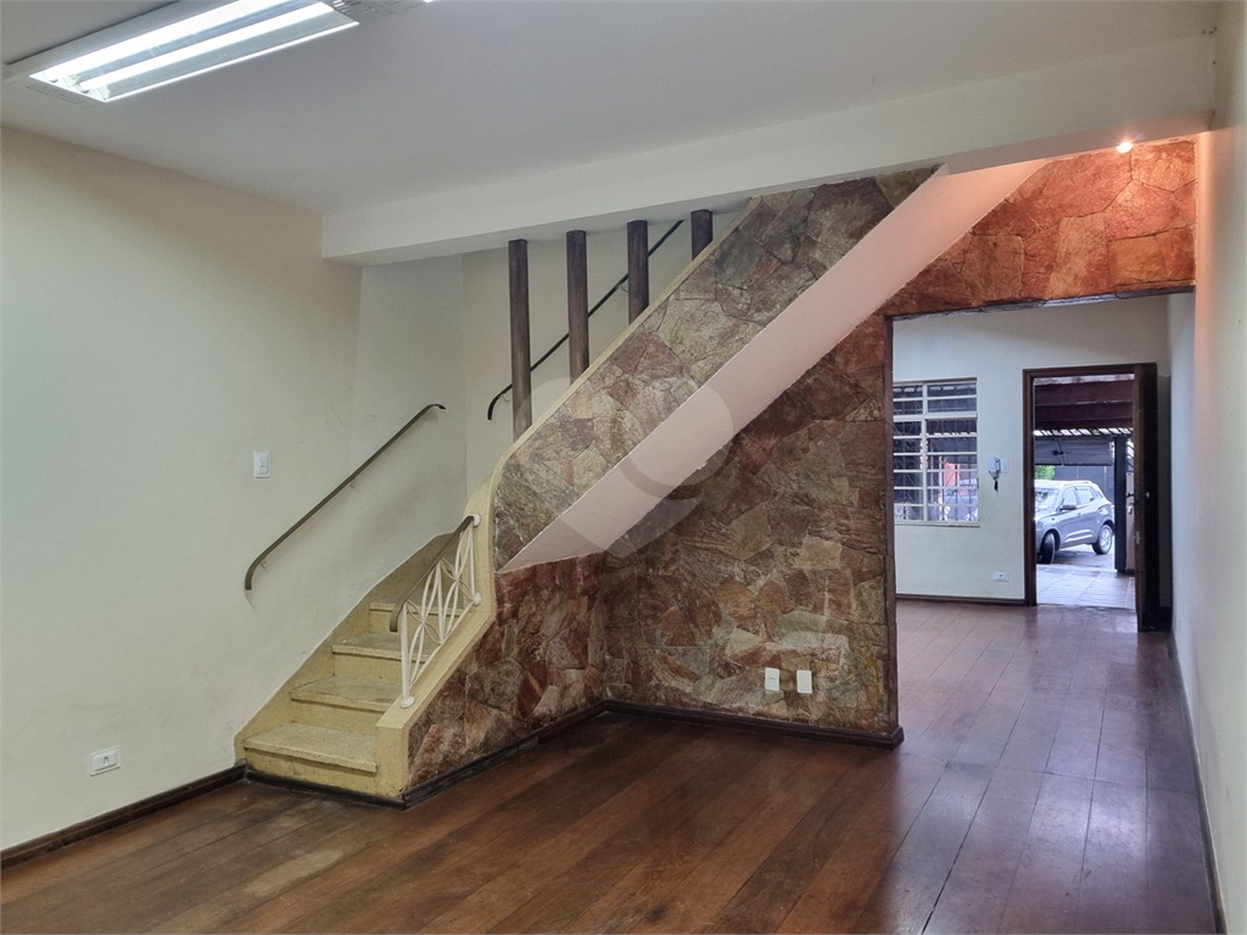 Sobrado à venda com 3 quartos em Moema, São Paulo, SP
