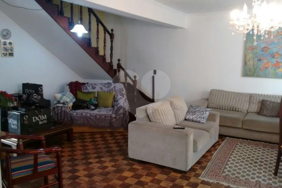 Sobrado à venda com 4 quartos, sendo 2 suítes, em Vila Guilherme, São Paulo, SP