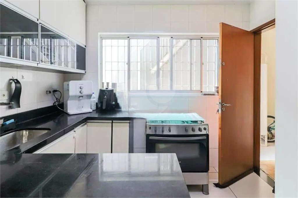 Sobrado à venda com 3 quartos, sendo 1 suíte, em Jardim Centenário, São Paulo, SP