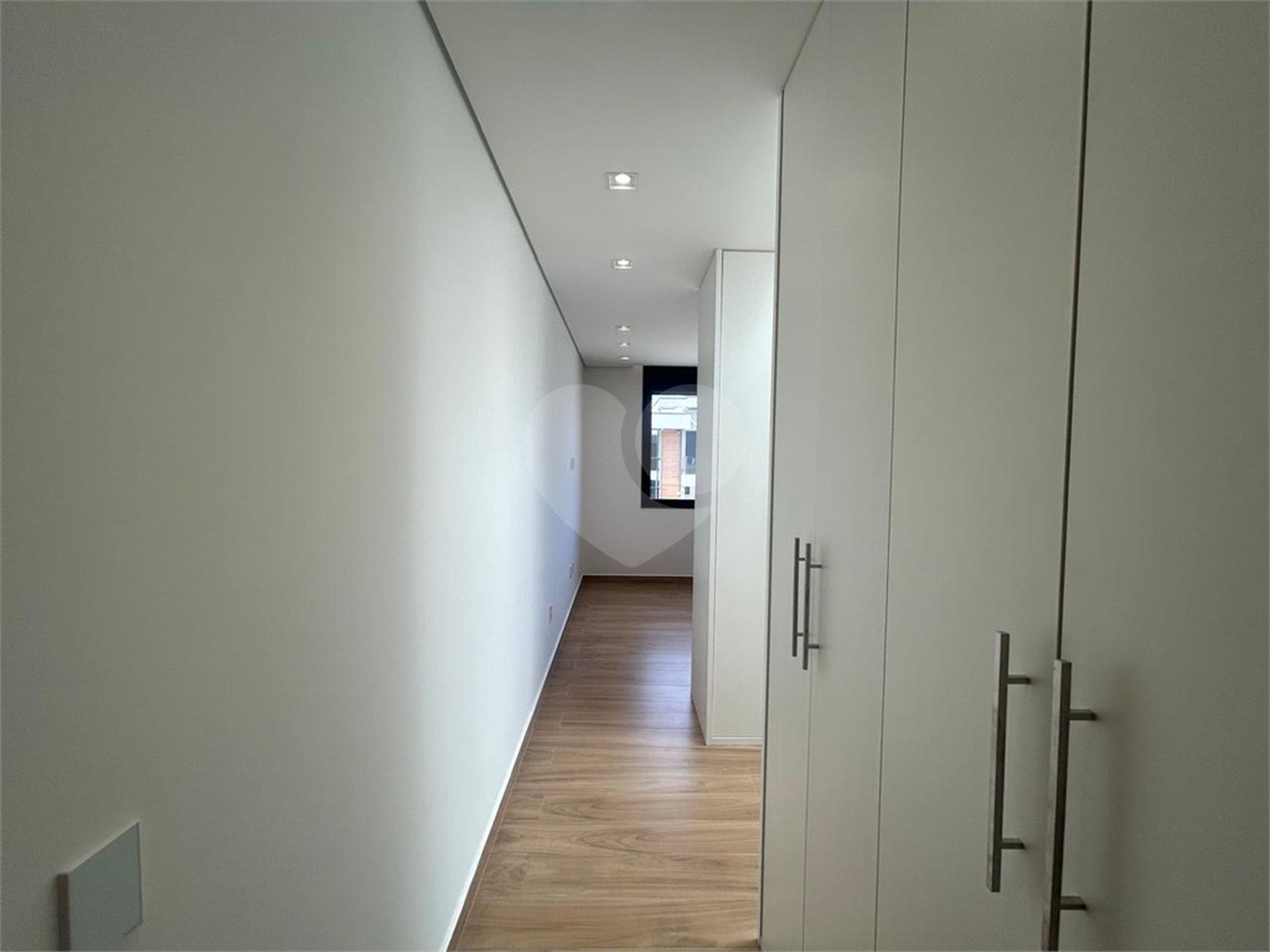 Casa à venda com 3 suítes no condomínio Alphaville Castelo, Itu - SP