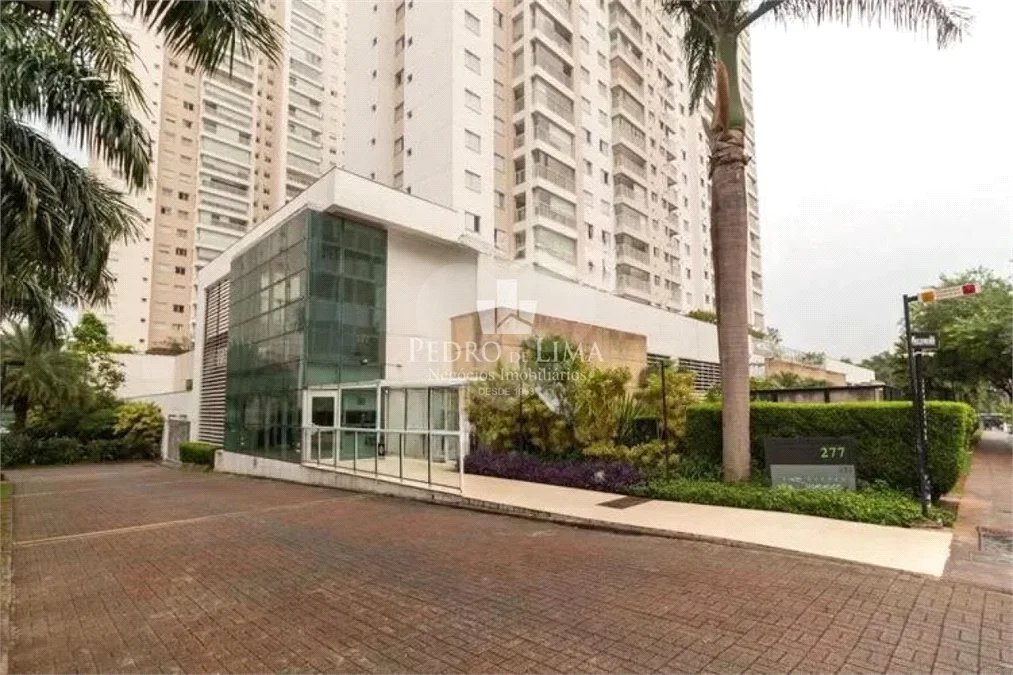 92 m², 3 dormitórios, varanda gourmet, 2 vagas e lazer completo