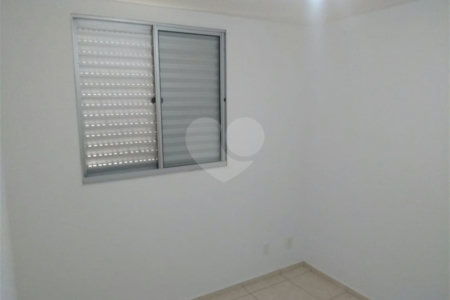 Apartamento no Condomínio Residencial Monte Everest