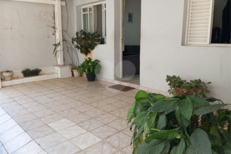 Casa de Vila com 2 quartos e 1 vaga de garagem, próximo à estação de metrô de Santana.