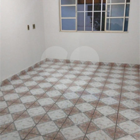 Apartamento com 2 dormitórios.