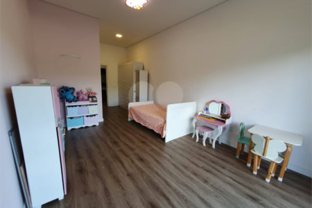 Casa à venda com 6 quartos, sendo 5 suítes, no condomínio Jardim Primavera, Louveira - SP
