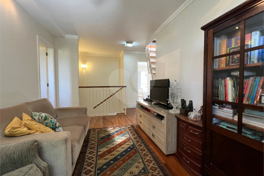 Casa à venda com 3 suítes no condomínio The House, São Paulo - SP