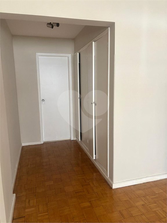 Apartamento à venda ou para alugar com 4 quartos, sendo 1 suíte, no Centro, Ribeirão Preto, SP