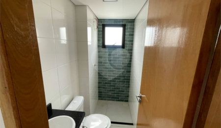 Apartamento à venda com 2 quartos em Vila Guilhermina, São Paulo, SP