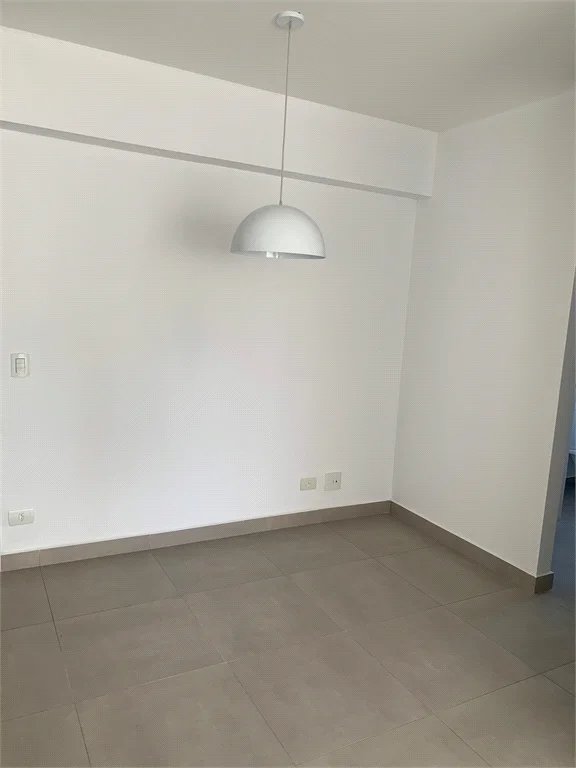Apartamento à venda com 2 quartos em Vila Suzana, São Paulo, SP