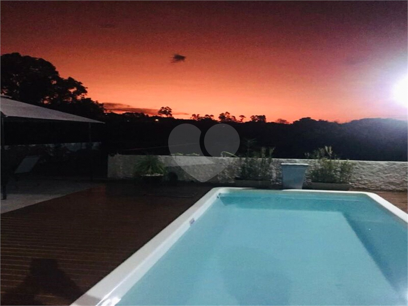 Chácara à venda com 3 quartos, sendo 1 suíte, no Centro, Araçoiaba da Serra, SP