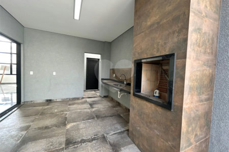 Casa à venda com 3 quartos, sendo 1 suíte, no condomínio Villagio Wanel, Sorocaba - SP