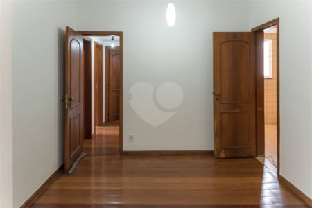 Apartamento à venda com 3 quartos, sendo 1 suíte, em Tijuca, Rio de Janeiro, RJ