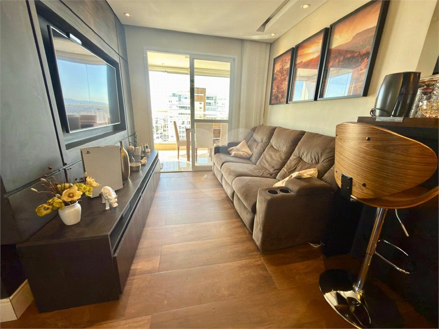 Apartamento à venda com 3 quartos, sendo 1 suíte, em Santa Teresinha, São Paulo, SP
