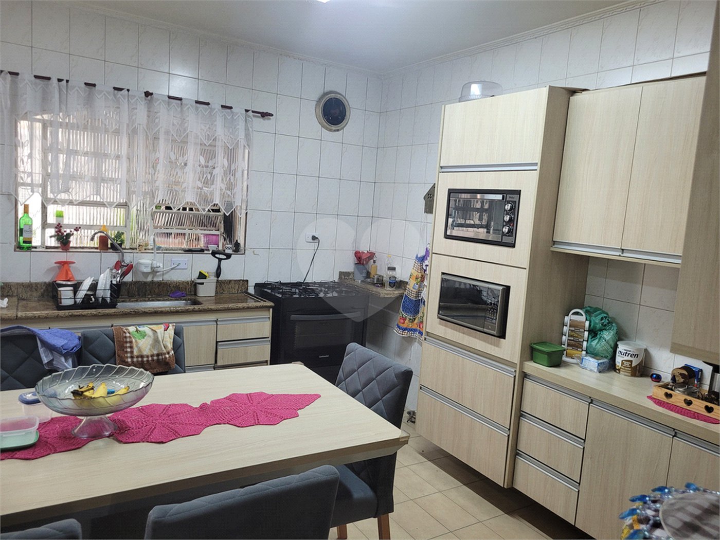 Sobrado à venda com 3 quartos, sendo 1 suíte,  em Tremembé, São Paulo, SP